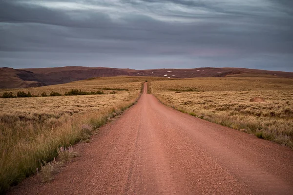 Oregon. Amerika Birleşik Devletleri. Çakıl yol