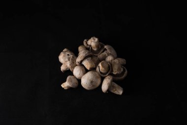 Yerel lezzetli mantar