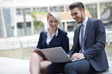 iş emekçilerin dış ofis binası