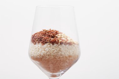 bir kadeh şarap pilav