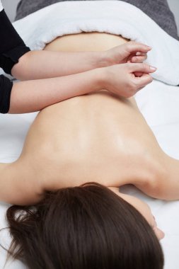 güzel güzel kadın için Spa masajı