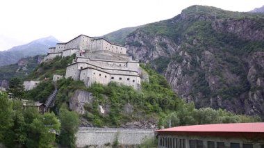 Kale Bard - Aosta Vadisi, İtalya