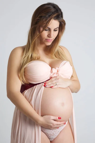 Krásná Blonďatá Žena Těhotná — Stock fotografie