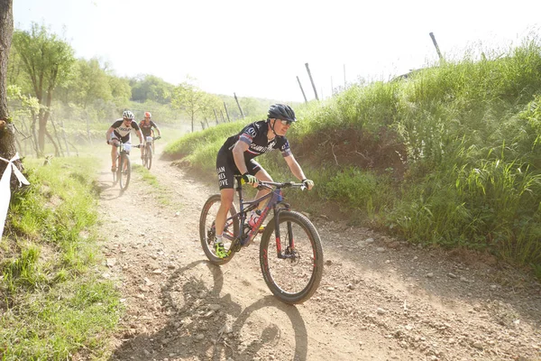 Brescia Itália Abril 2018 Mtb Corrida Brescia Itália Lote Motociclistas — Fotografia de Stock