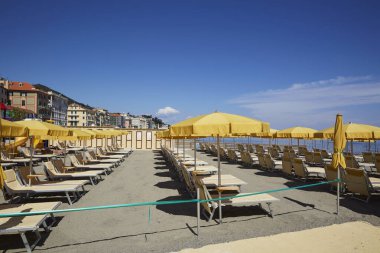 20 Mayıs 2020, Liguria İtalya. Coronavirus Pandemia yüzünden kapalı plaj.