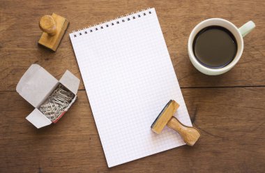 Boş defter Arapça kahve, ahşap damga, gümüş ATAÇ ile