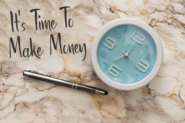 Time Make Money Alarm Clock — стоковое фото
