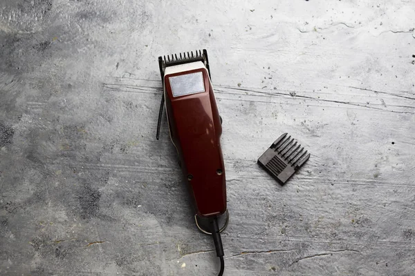 Máquina Para Peinado Barbería Tijeras Aisladas Sobre Fondo Azul Máquina — Foto de Stock