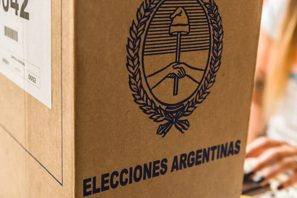 Buenos Aires, Argentine - 27 octobre 2019 : Les urnes à l'élection présidentielle — Photo