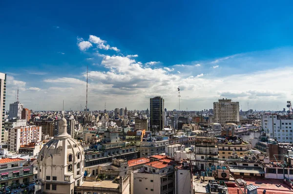 Veduta aerea del centro di Buenos Aires, Argentina, in una giornata di sole . — Foto Stock