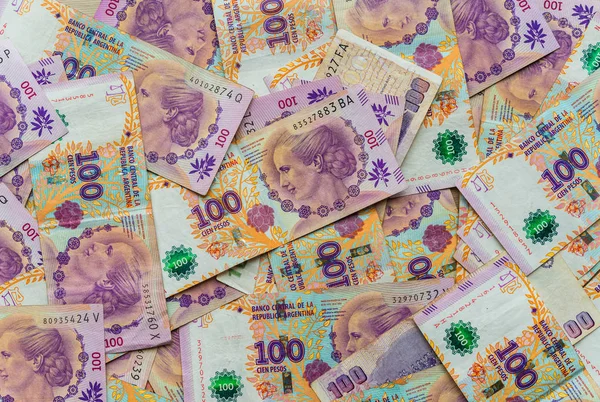 Nahaufnahme von argentinischem Geld, 100-Pesos-Scheine. — Stockfoto