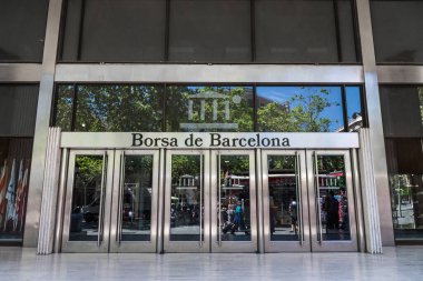 Barselona, İspanya - 1 Ağustos 2019: Barselona Borsa Borsa Borsası Binası