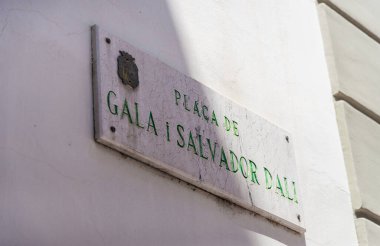 Rakamlar, İspanya - 3 Ağustos 2019 Gala ve Salvador Dali Meydanı İşareti