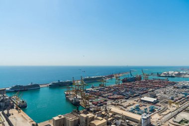 Barcelona, İspanya - 2 Ağustos 2019: Barcelona liman bölgesi