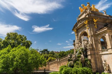 Barcelona 'daki Ciutadella Parkı' ndaki Cascada çeşmesi..