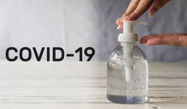 Coronavirus covid-19 salgınını önlemek için el dezenfektanı..