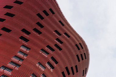 Bir binanın geometrik mimari öğelerinin soyut görünümü.