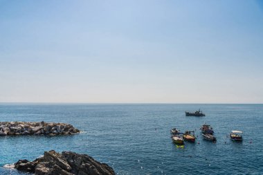 Liguria, İtalya 'daki Ligurian Denizi kıyısındaki yatlarda görüntüler.