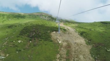 Asansörler yaz dağlarında