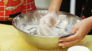 Buğday unu hamur yoğurma