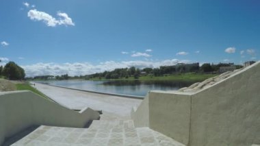 Nehir ve waterfront iniş
