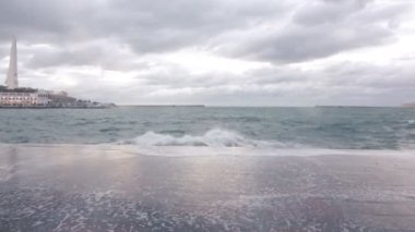 Granit set üzerinde güçlü büyük artış