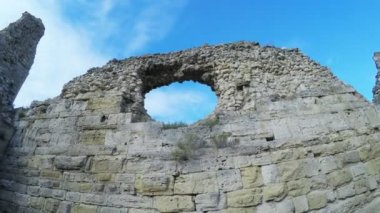 Yıkık çit antik kale