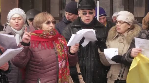 Ucraniano patriótico flash mob reunião canção — Vídeo de Stock