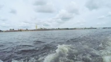 İleri yol tornistan Nehri üzerinde