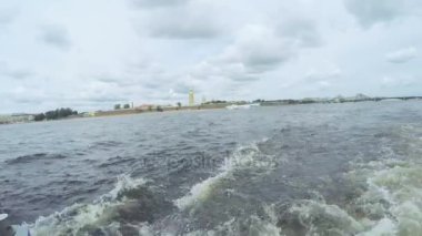 İleri yol tornistan Nehri üzerinde