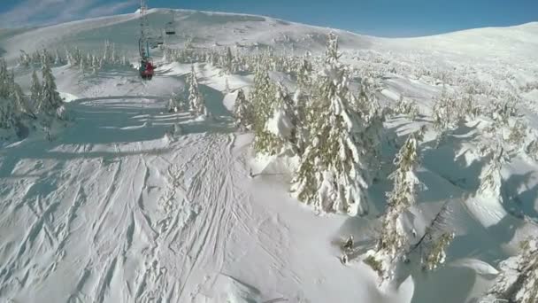 Kayak asansöründen iniyor — Stok video