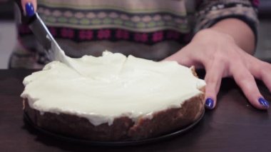 Kız peynir pasta keser