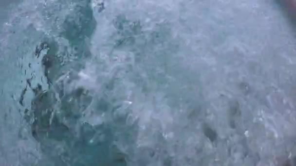 Wasser im Whirlpool — Stockvideo