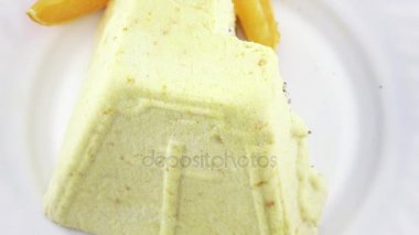 Paskalya lor paska kulich