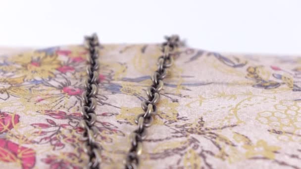 Embrayage avec chaînes 