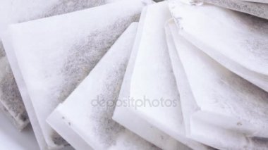 Yeşil ve siyah çay ile çanta