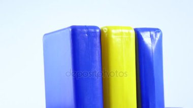 Plastik oyuncak plakaları