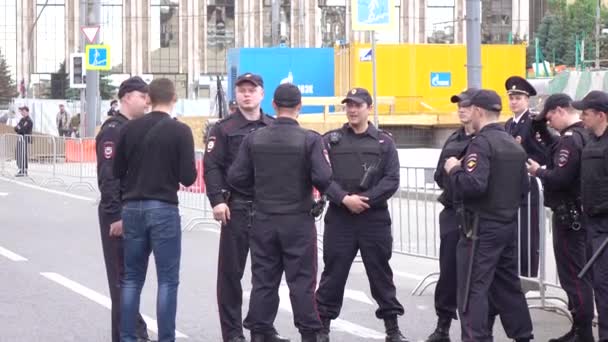 Rally tegen corruptie georganiseerd door Navalny — Stockvideo