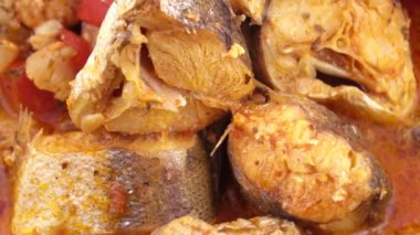 Fried pollock soğan ile