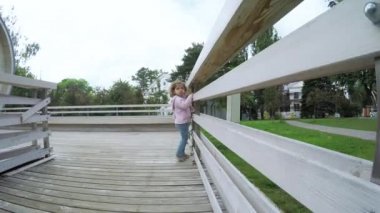 Çocuk oyun parkında