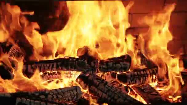 Вогонь у каміні — стокове відео