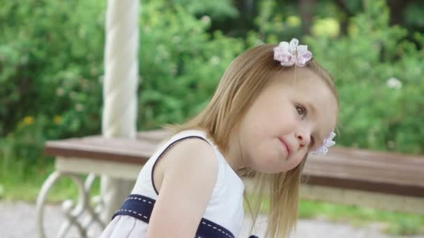 Girl dancing on nature — Stock Video