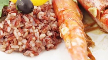 Pirinç ile Norveç ıstakoz