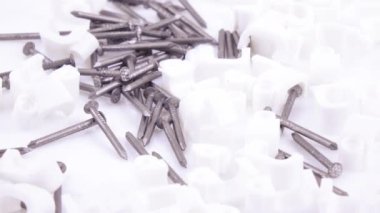 Kablolama ve çivi zımbalama