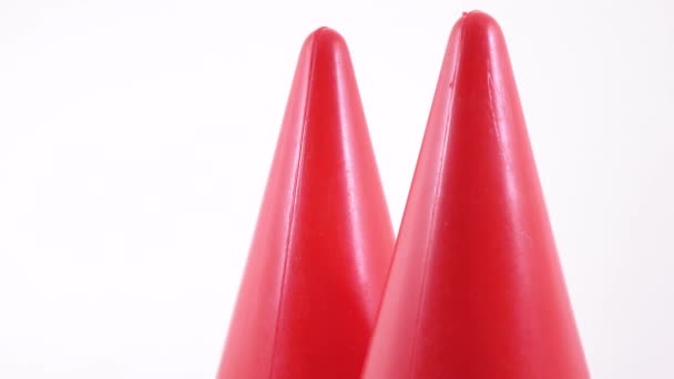 Rotação de cone de brinquedo plástico — Vídeo de Stock