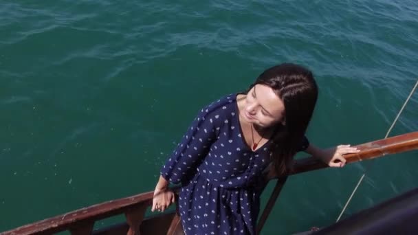 Girl on a pleasure boat — Stock Video