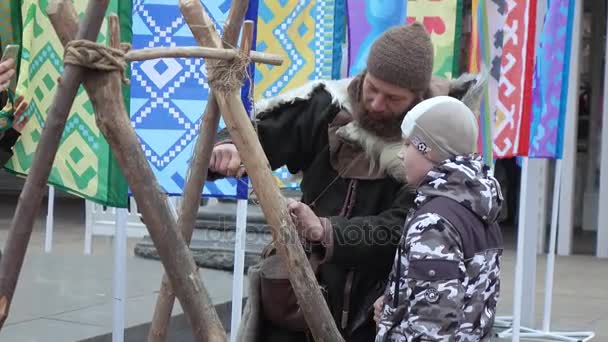 Переплетение рыболовной сети — стоковое видео