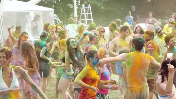 Холі кольори фестиваль — стокове відео