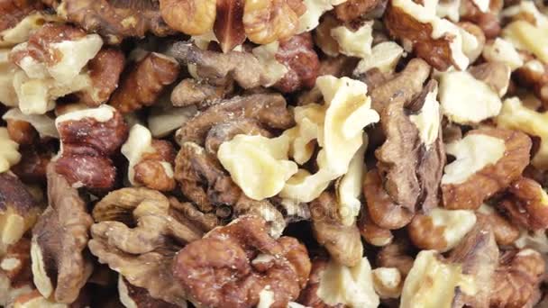 Nuts of Walnuts in bulk — Stock Video