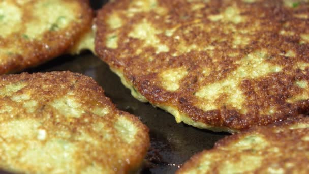 Fry cutlet from caviar — Stock Video